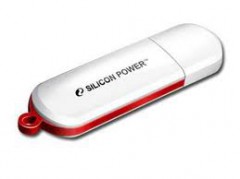 USB flash Silicon Power "LuxMini 320", White