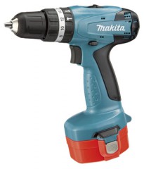 Аккумуляторный ударный шуруповерт Makita 8281DWAE